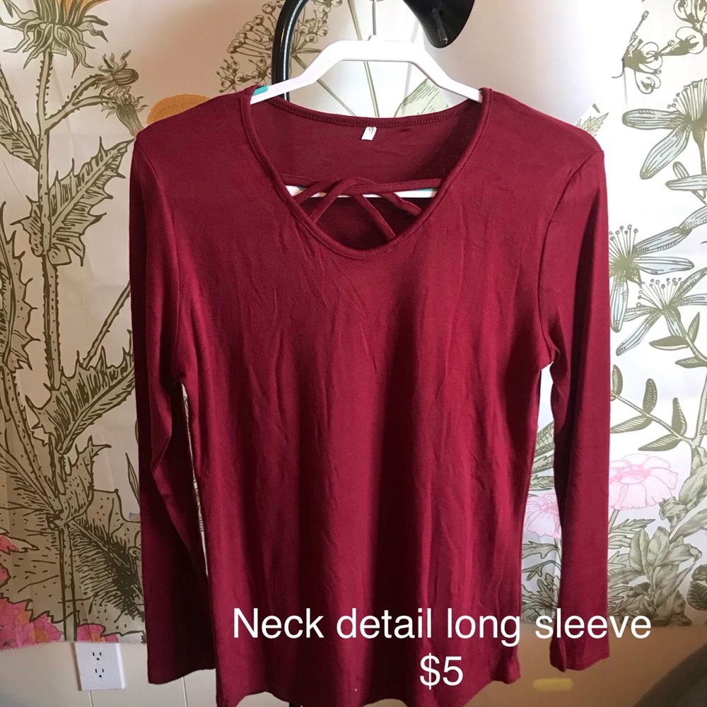 Neck detail long sleeve